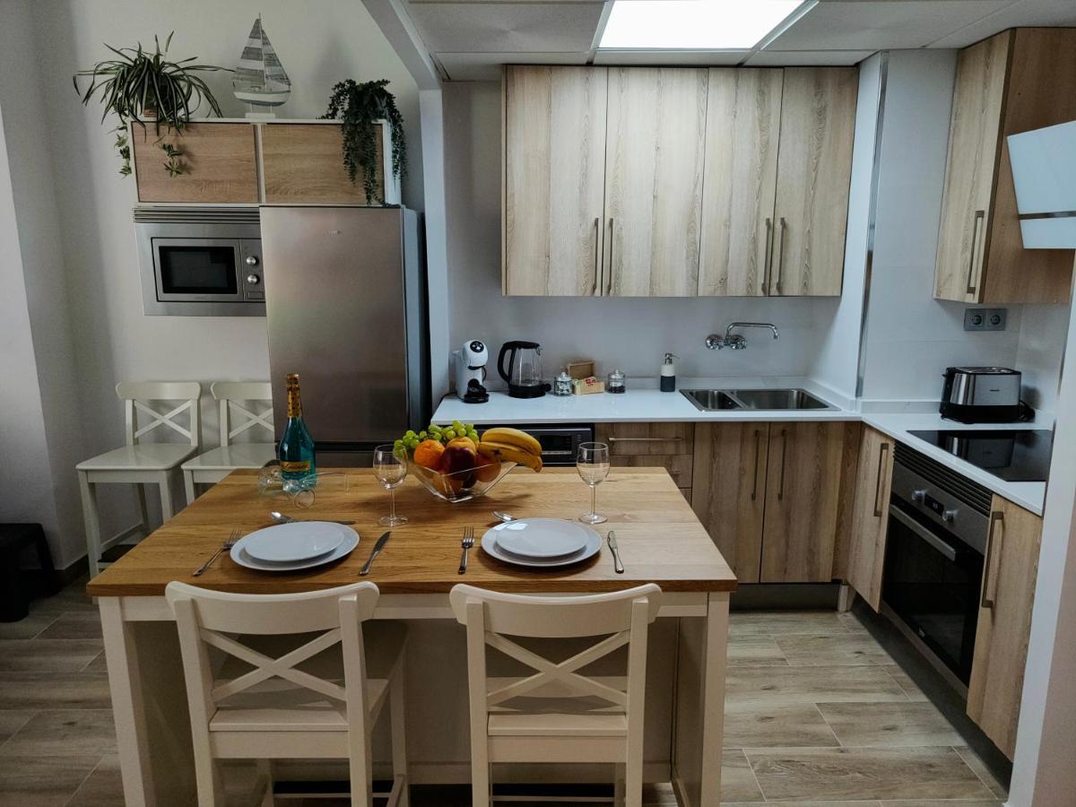 City Central Apartment With Large Patio By Namaste Elite Торремолинос Экстерьер фото