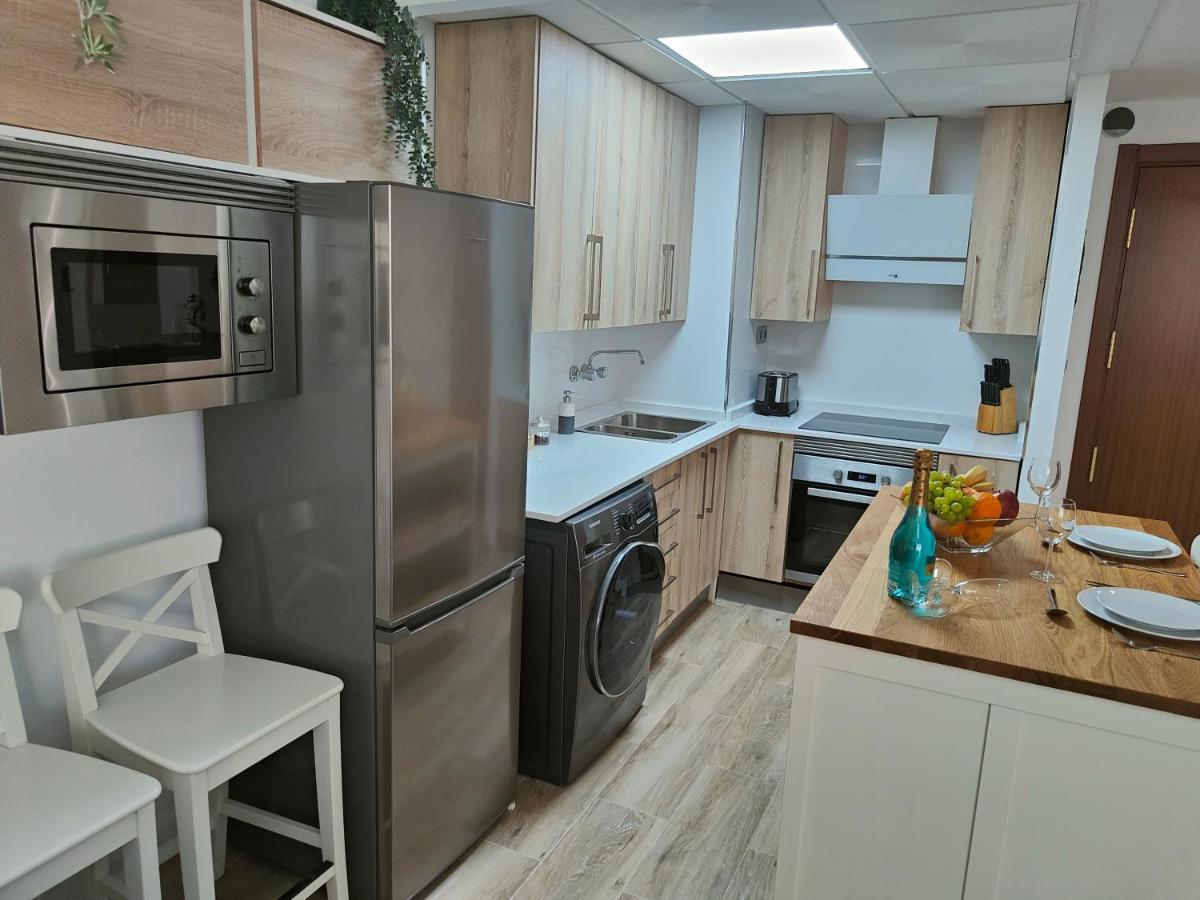 City Central Apartment With Large Patio By Namaste Elite Торремолинос Экстерьер фото